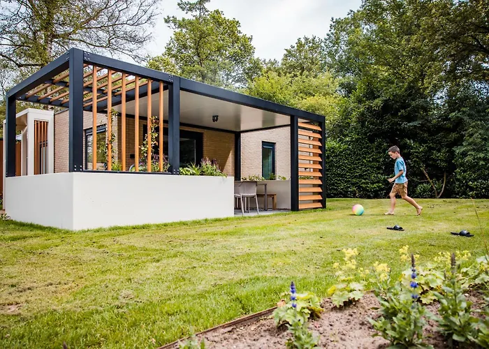 Recreatiewoning 'Dwergarend' op Gemoedelijk Vakantiepark Voorthuizen